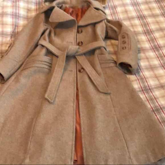 The Most Stunning Vintage Wool Coat - Picture 3 of 8